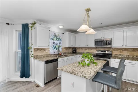 $399,900 | 627 West Falls Court, O'Fallon, MO 63368