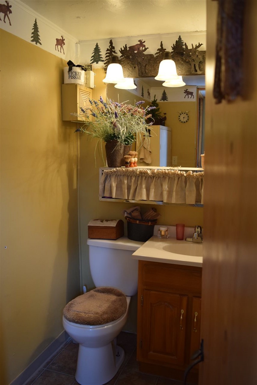 209 Parker Road Carroll, NH 03598 - Photo 17 of 22