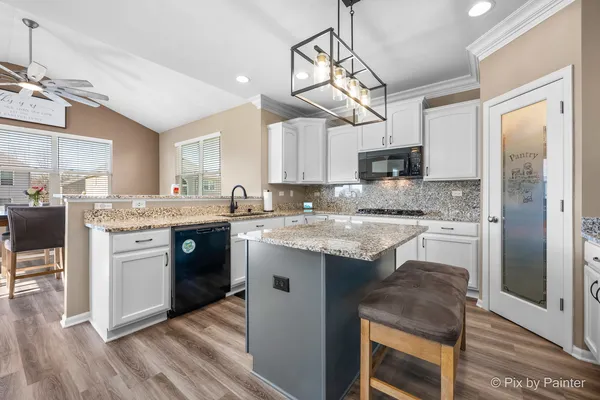 $565,000 | 748 Cashmere Lane, Elgin, IL 60124