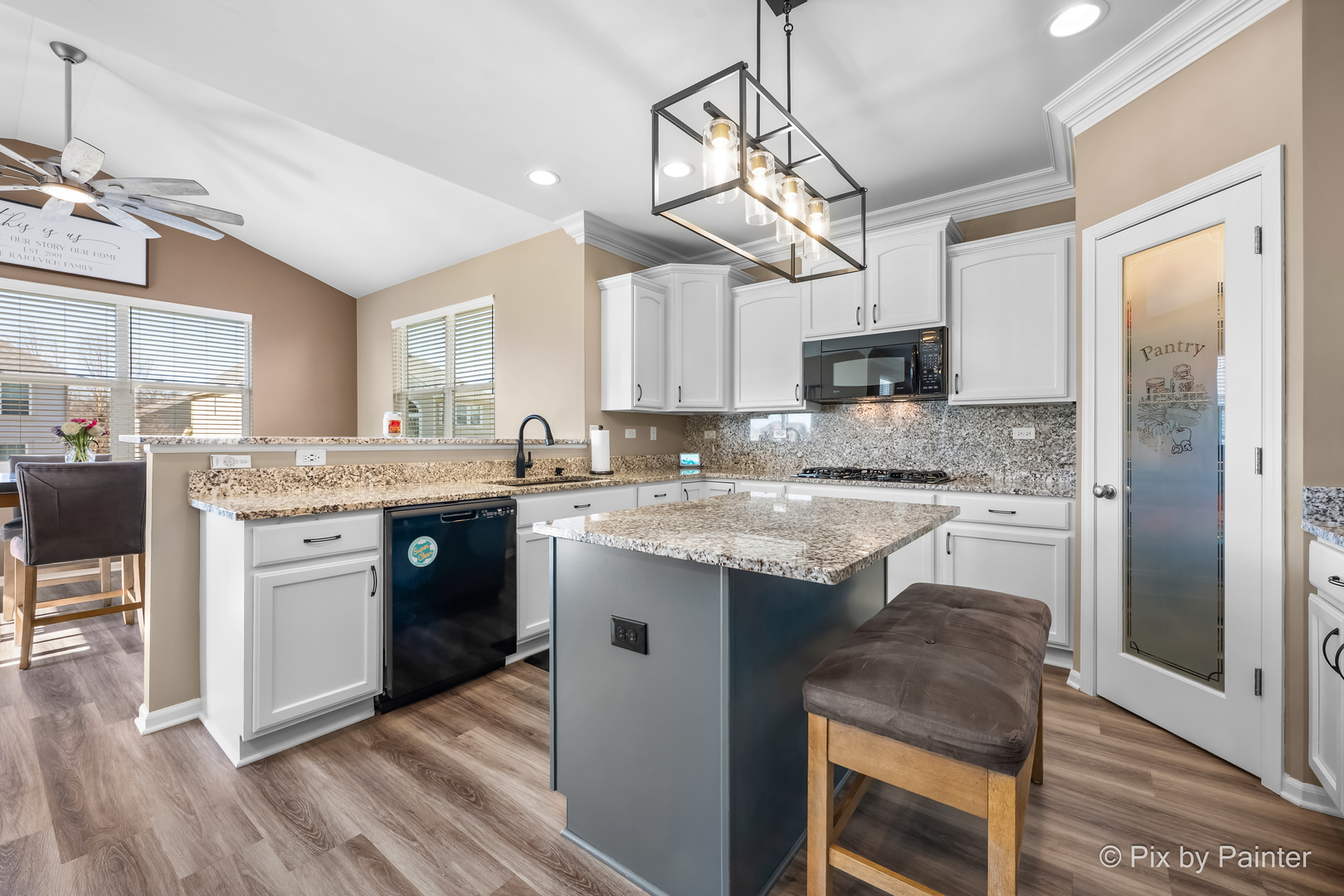 748 Cashmere Lane Elgin, IL 60124 - Photo 13 of 55