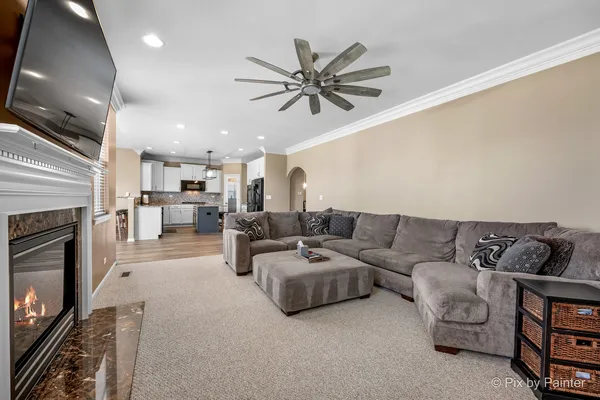 $565,000 | 748 Cashmere Lane, Elgin, IL 60124