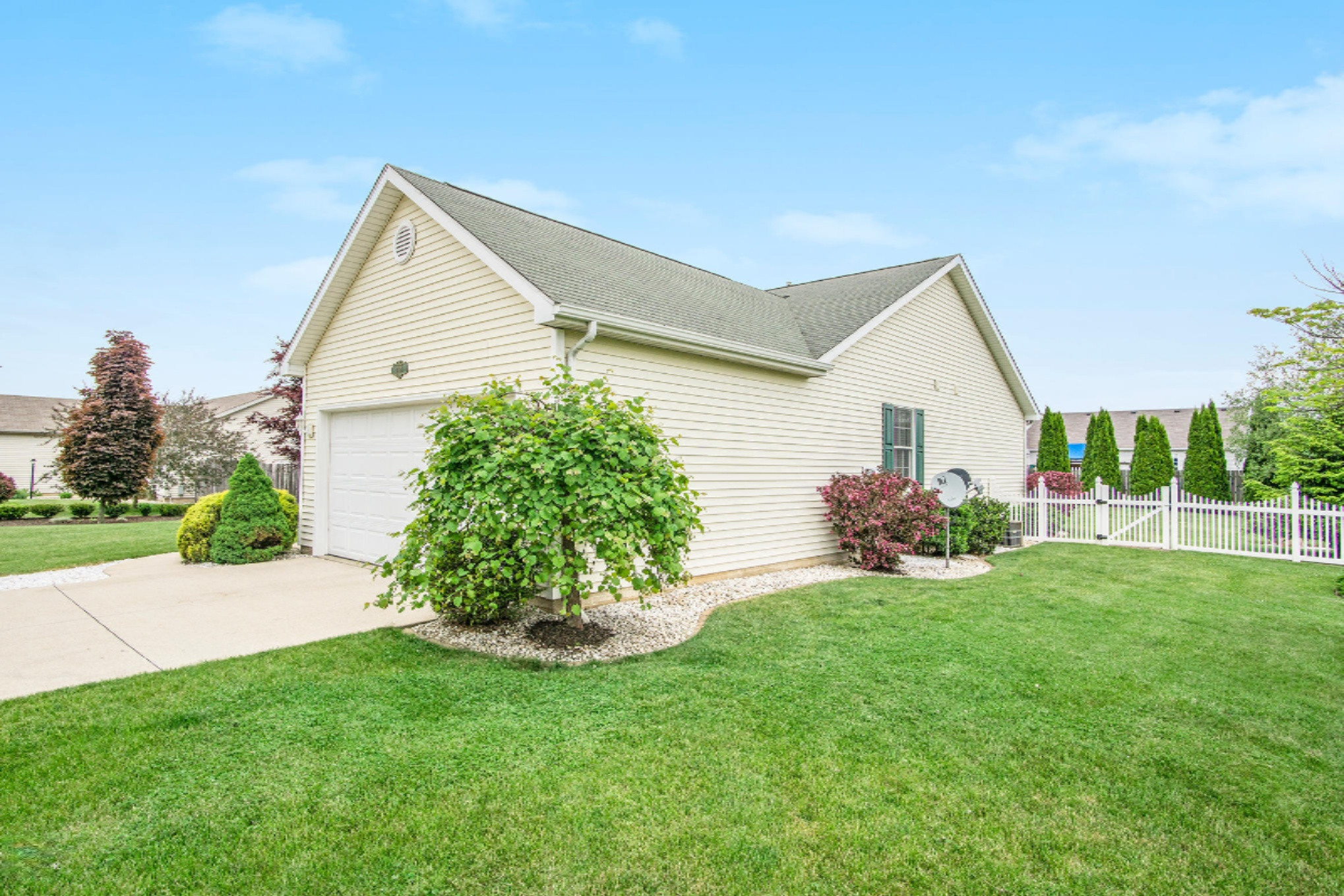 2429 Jody Rae Street Niles, MI 49120 - Photo 25 of 29 DSC00051