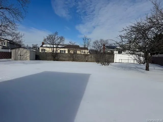 $749,000 | 344 Rose Street, Massapequa Park, NY 11762