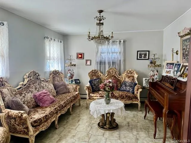 $749,000 | 344 Rose Street, Massapequa Park, NY 11762