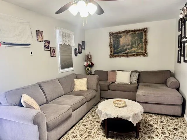 $749,000 | 344 Rose Street, Massapequa Park, NY 11762