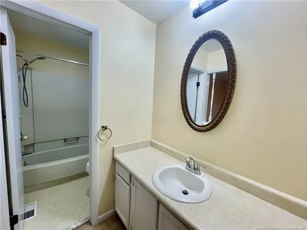 $1,500 | 2109 Hollyridge Place, Fayetteville, NC 28304