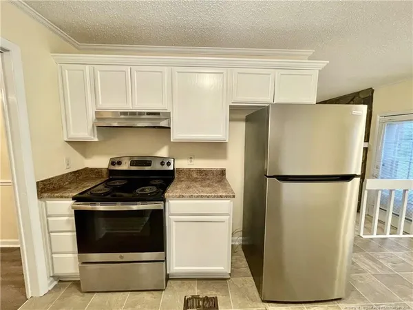 $1,500 | 2109 Hollyridge Place, Fayetteville, NC 28304