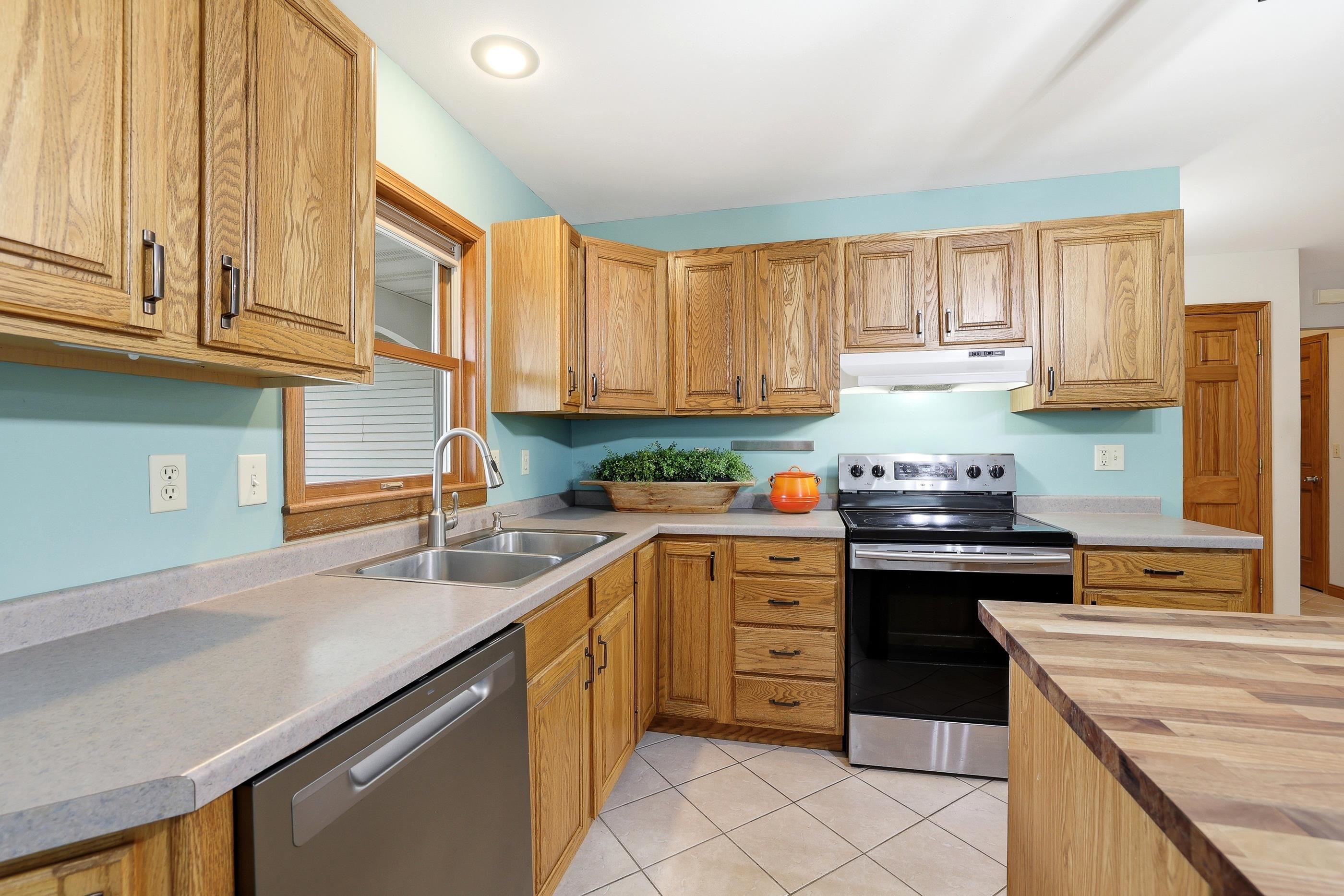 799 Stone Ridge Drive Mosinee, WI 54455 - Photo 13 of 44