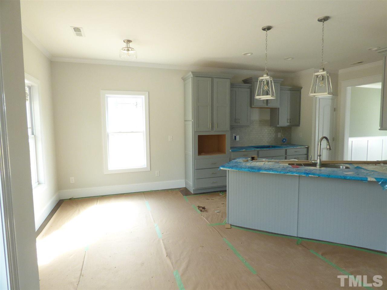 68 Jeans Way Benson, NC 27504 - Photo 7 of 28