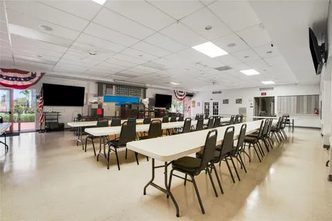 $112,000 | 5300 Washington Street, Unit O224, Hollywood, FL 33021