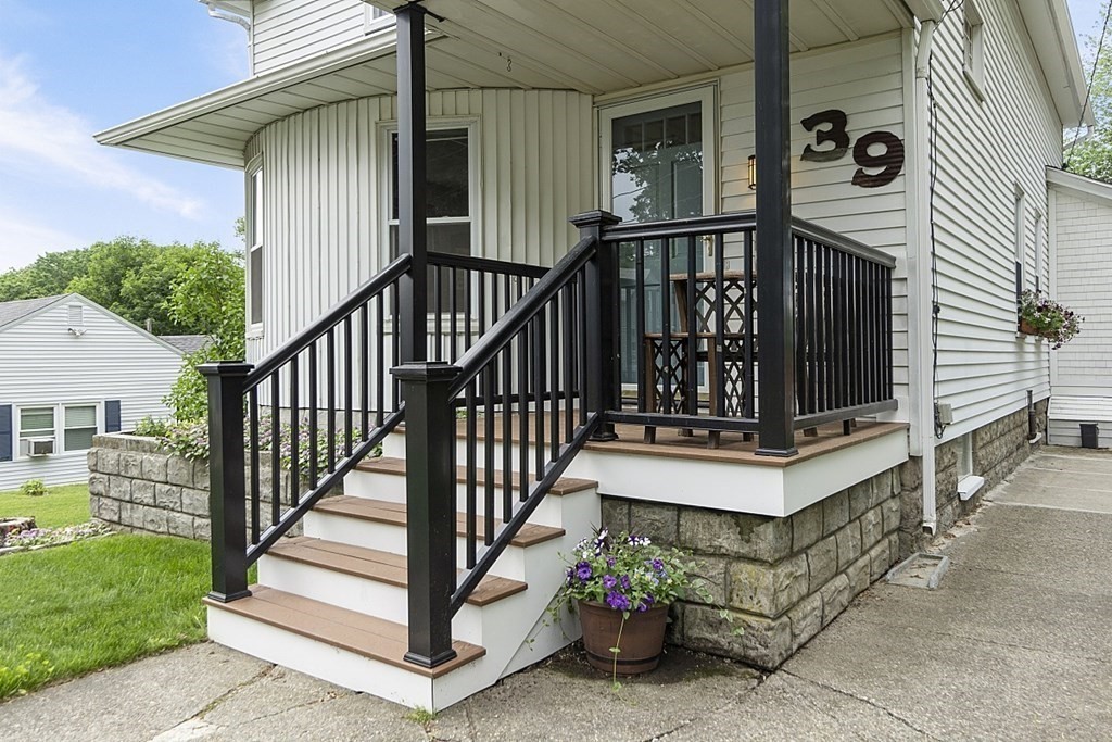39 Forsberg Street Worcester, MA 01607 - Photo 24 of 34 Gallery Image 24