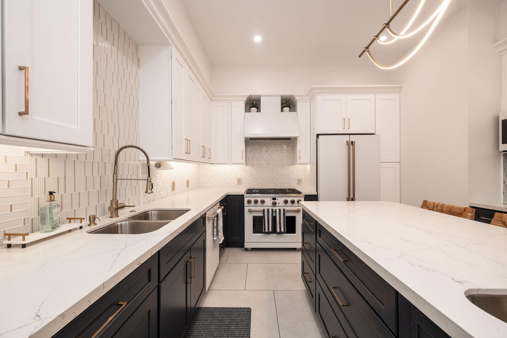 927 Thomas Street, Unit 2 Key West, FL 33040 - Photo 8 of 46 Designer Tile & Rose Gold Accents