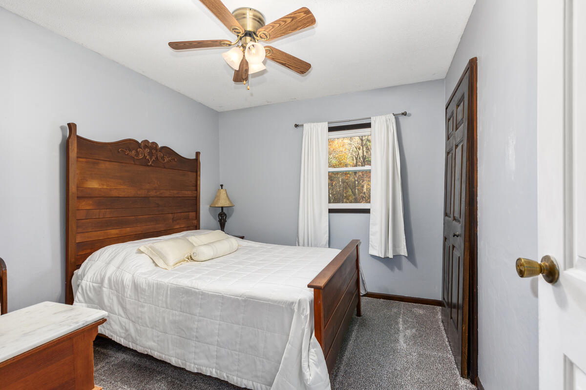 15467 Wisteria Lane Spring Lake, MI 49456 - Photo 17 of 33 15467-Wisteria_017