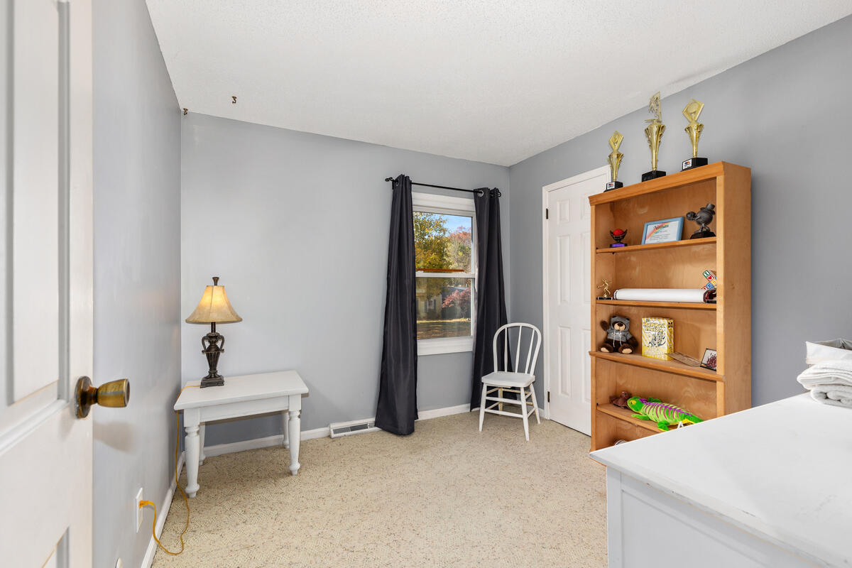 15467 Wisteria Lane Spring Lake, MI 49456 - Photo 18 of 33 15467-Wisteria_018