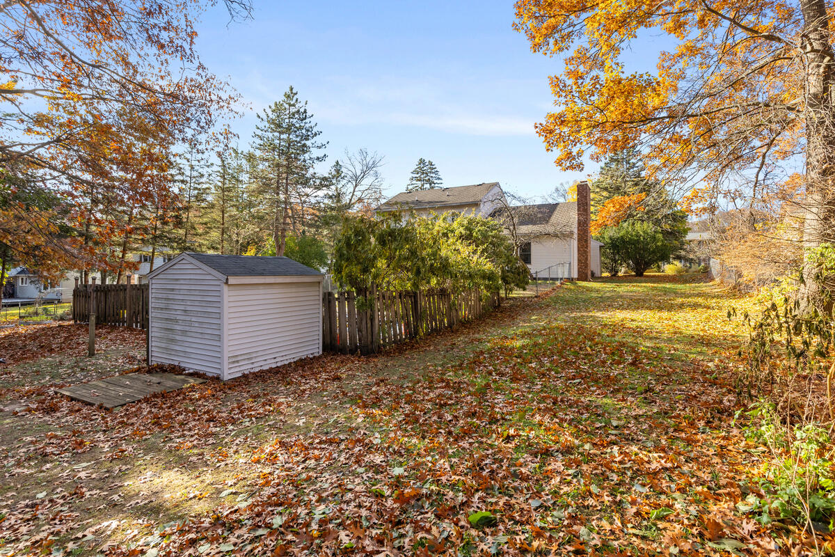 15467 Wisteria Lane Spring Lake, MI 49456 - Photo 30 of 33 15467-Wisteria_030