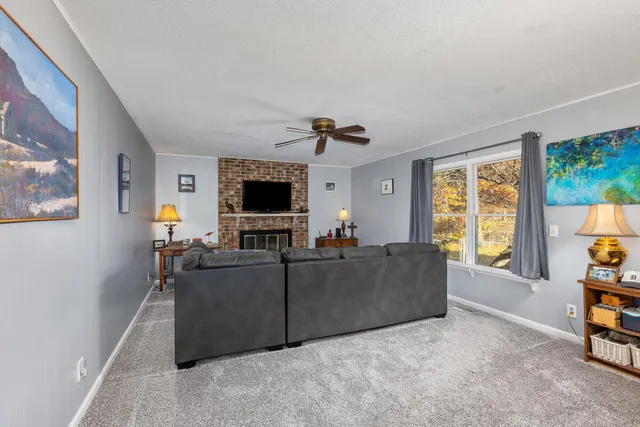 $400,000 | 15467 Wisteria Lane, Spring Lake, MI 49456