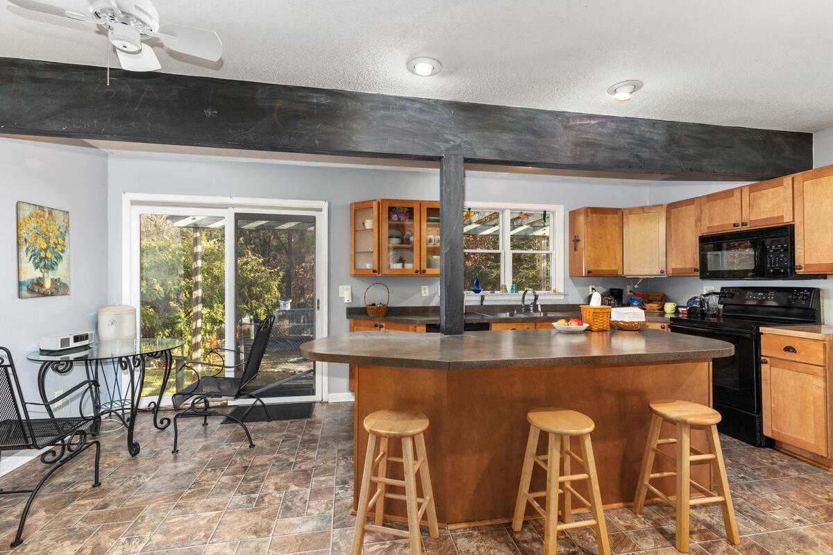 15467 Wisteria Lane Spring Lake, MI 49456 - Photo 8 of 33 15467-Wisteria_008