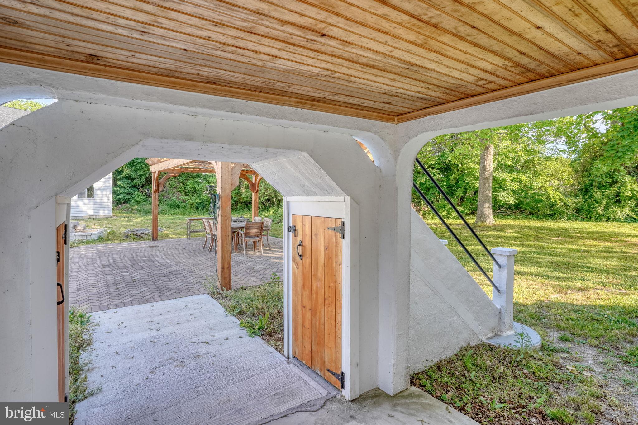 14161 Union Street Milton, DE 19968 - Photo 25 of 28 PERGOLA PERK!