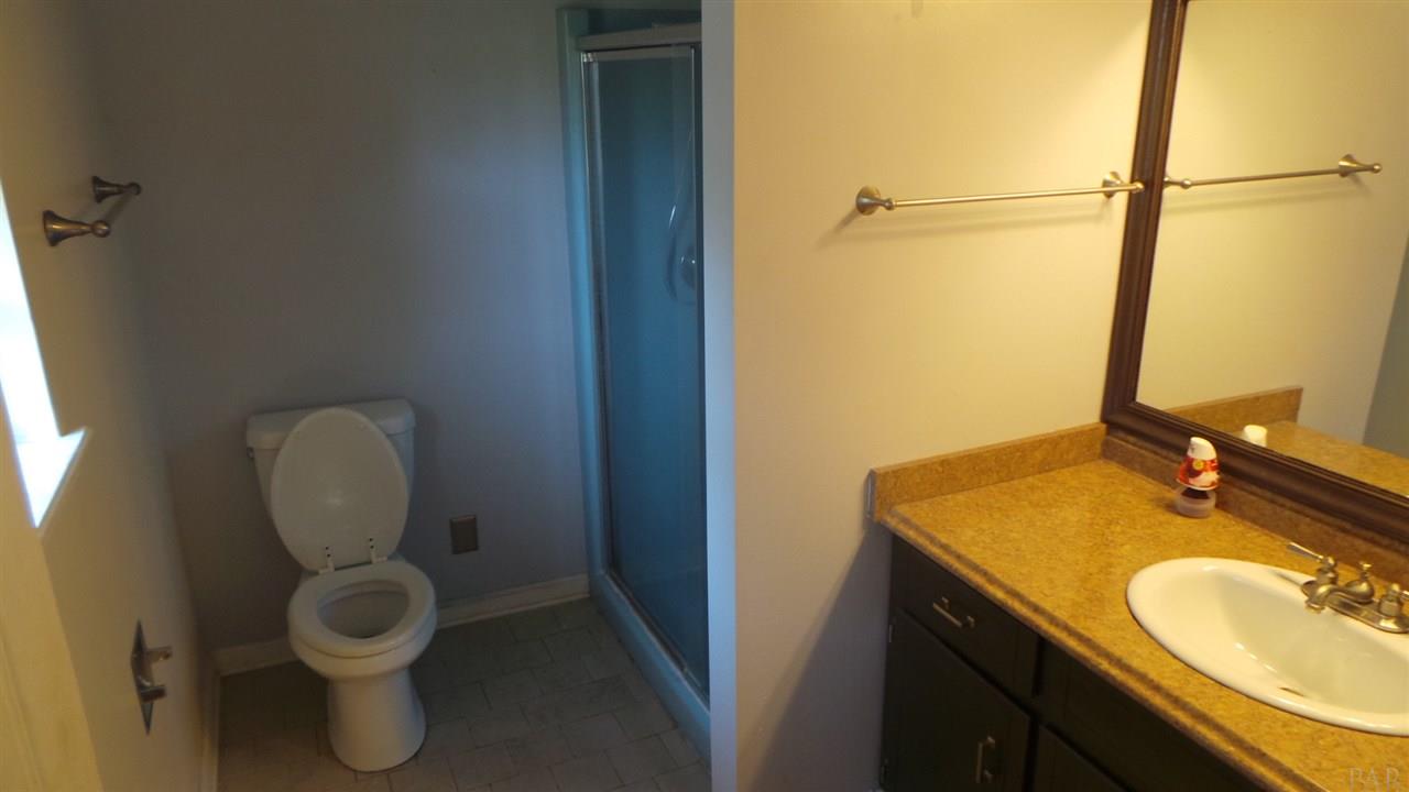 1229 West 10 Mile Road Cantonment, FL 32533 - Photo 13 of 27 Gallery Image 13