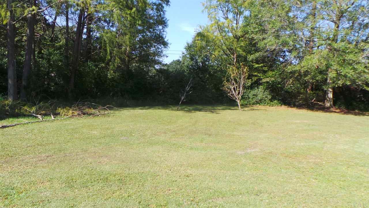 1229 West 10 Mile Road Cantonment, FL 32533 - Photo 20 of 27 Gallery Image 20