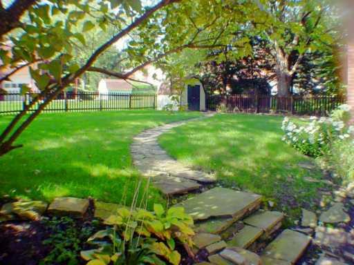 334 Rockhill Road Pittsburgh, PA 15243 - Photo 2 of 8