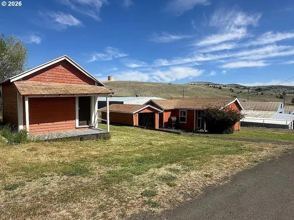 $149,900 | 406 Ellsworth Street, Fossil, OR 97830