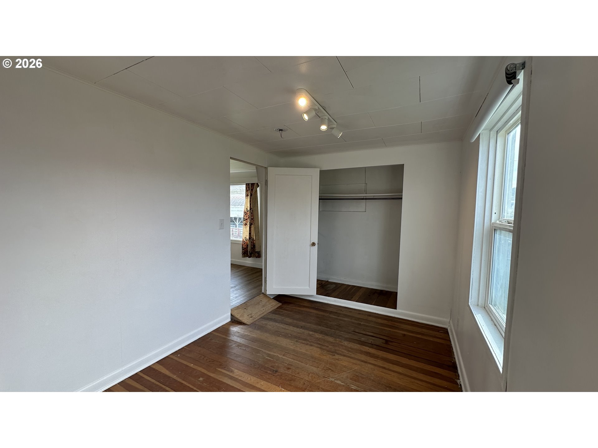 406 Ellsworth Street Fossil, OR 97830 - Photo 4 of 12