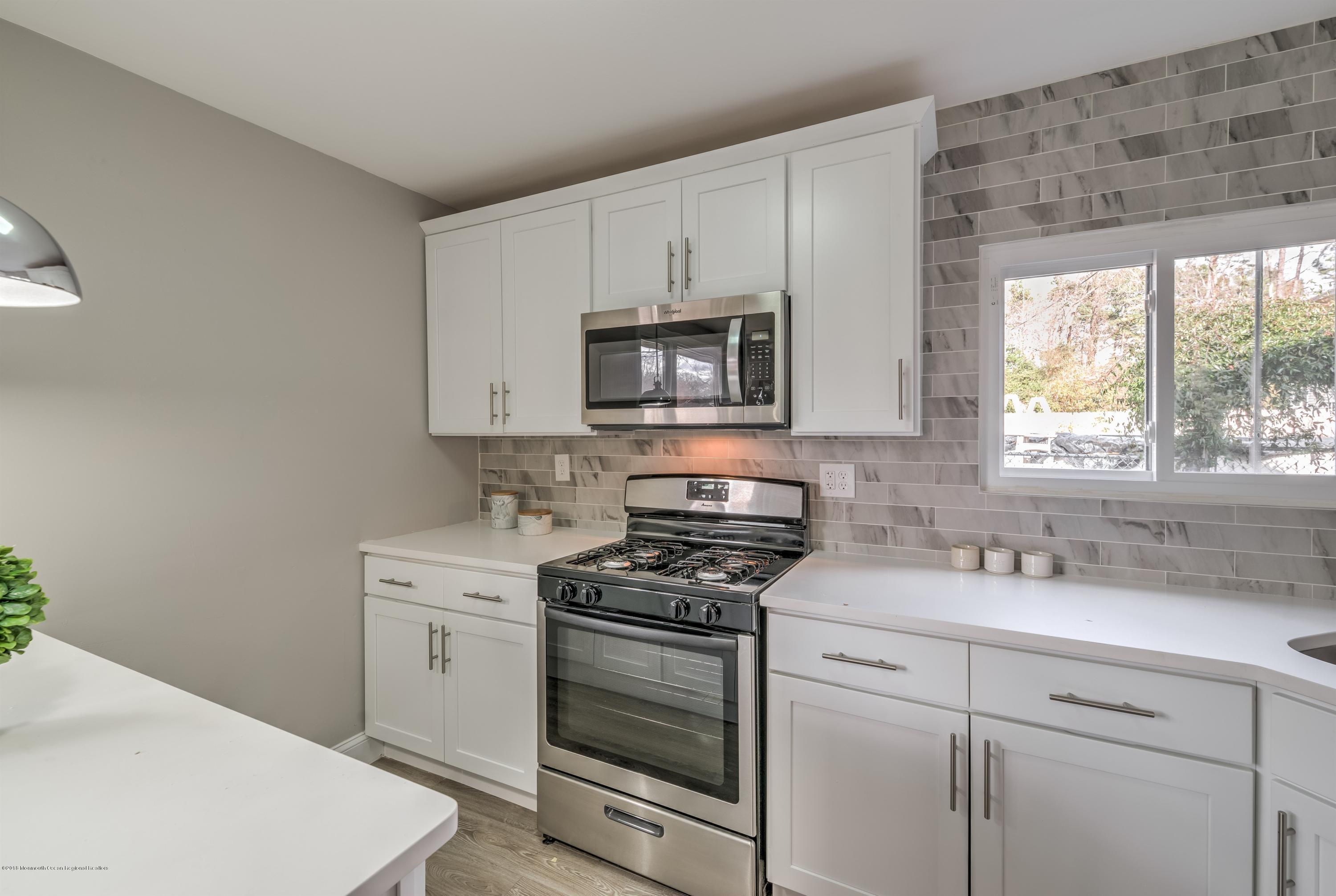 65 Sloop Creek Road Bayville, NJ 08721 - Photo 16 of 29 016_KITCHEN