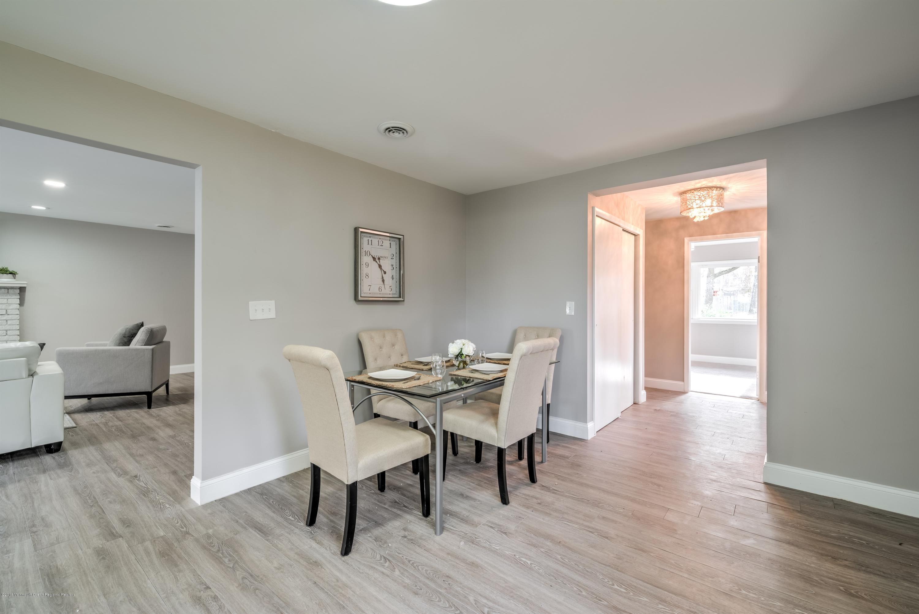 65 Sloop Creek Road Bayville, NJ 08721 - Photo 10 of 29 010_DINING ROOM