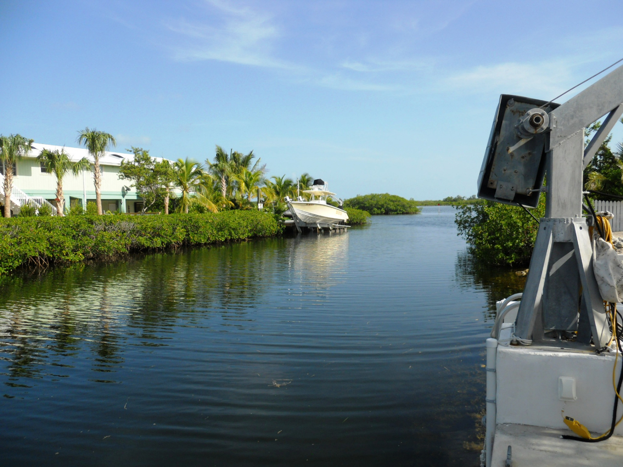 606 La Paloma Road Key Largo, FL 33037 - Photo 2 of 22 Exit to Newport Bay