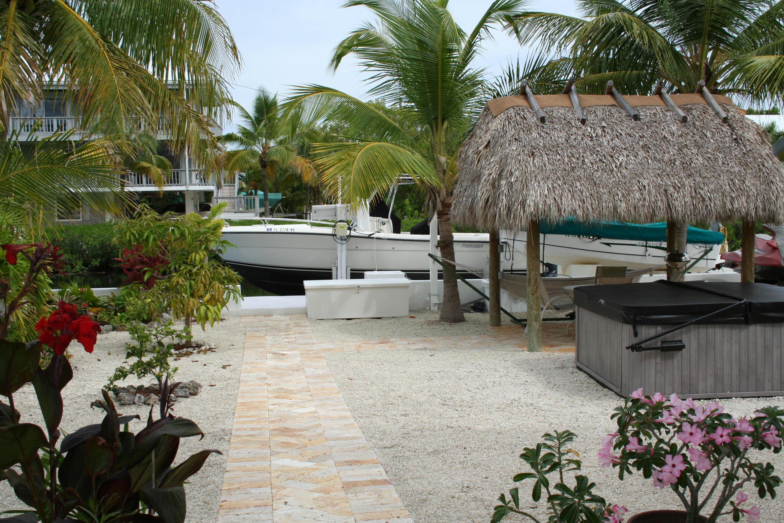 606 La Paloma Road Key Largo, FL 33037 - Photo 18 of 22 Hot Tub