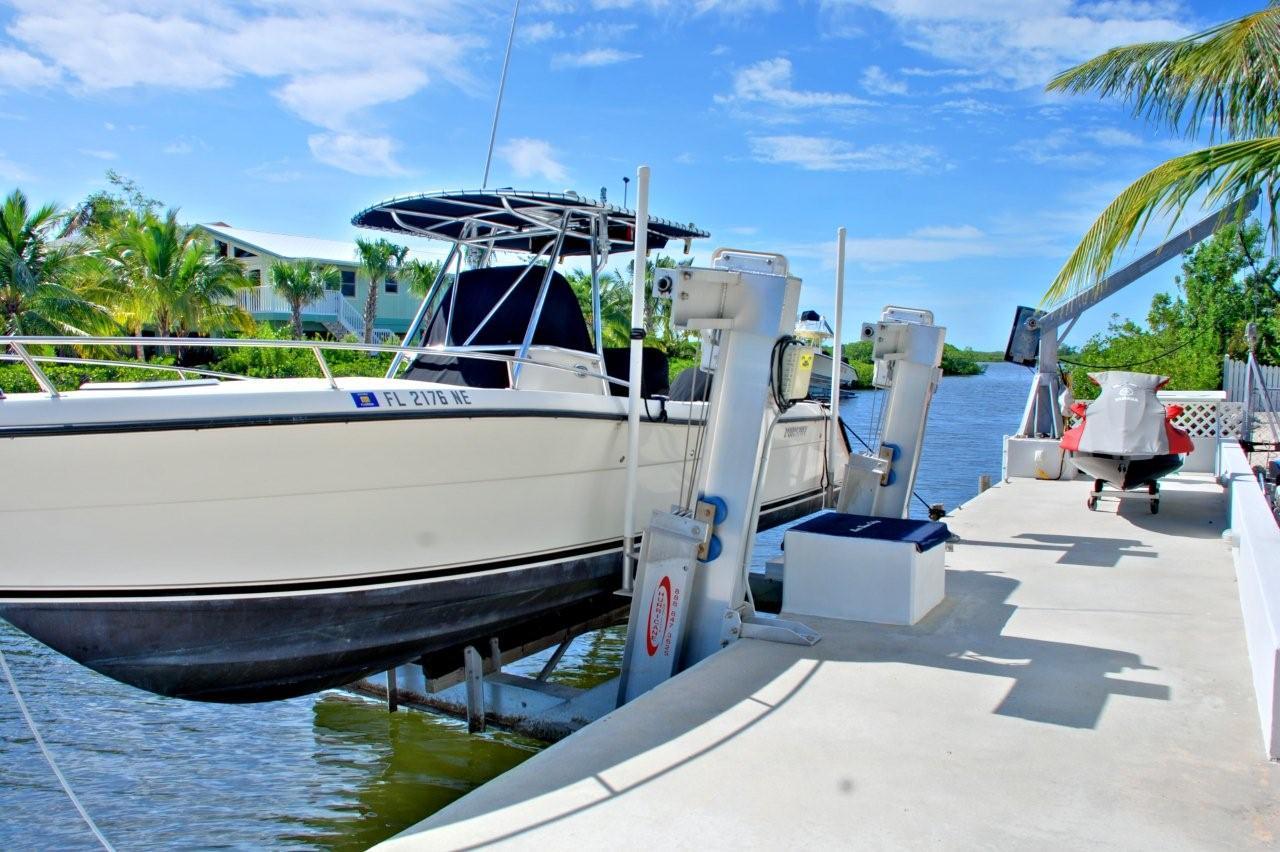 606 La Paloma Road Key Largo, FL 33037 - Photo 20 of 22 Dock