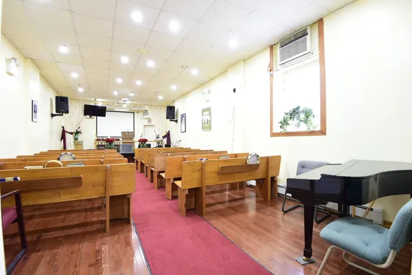 a living room with lots of furniture and a table