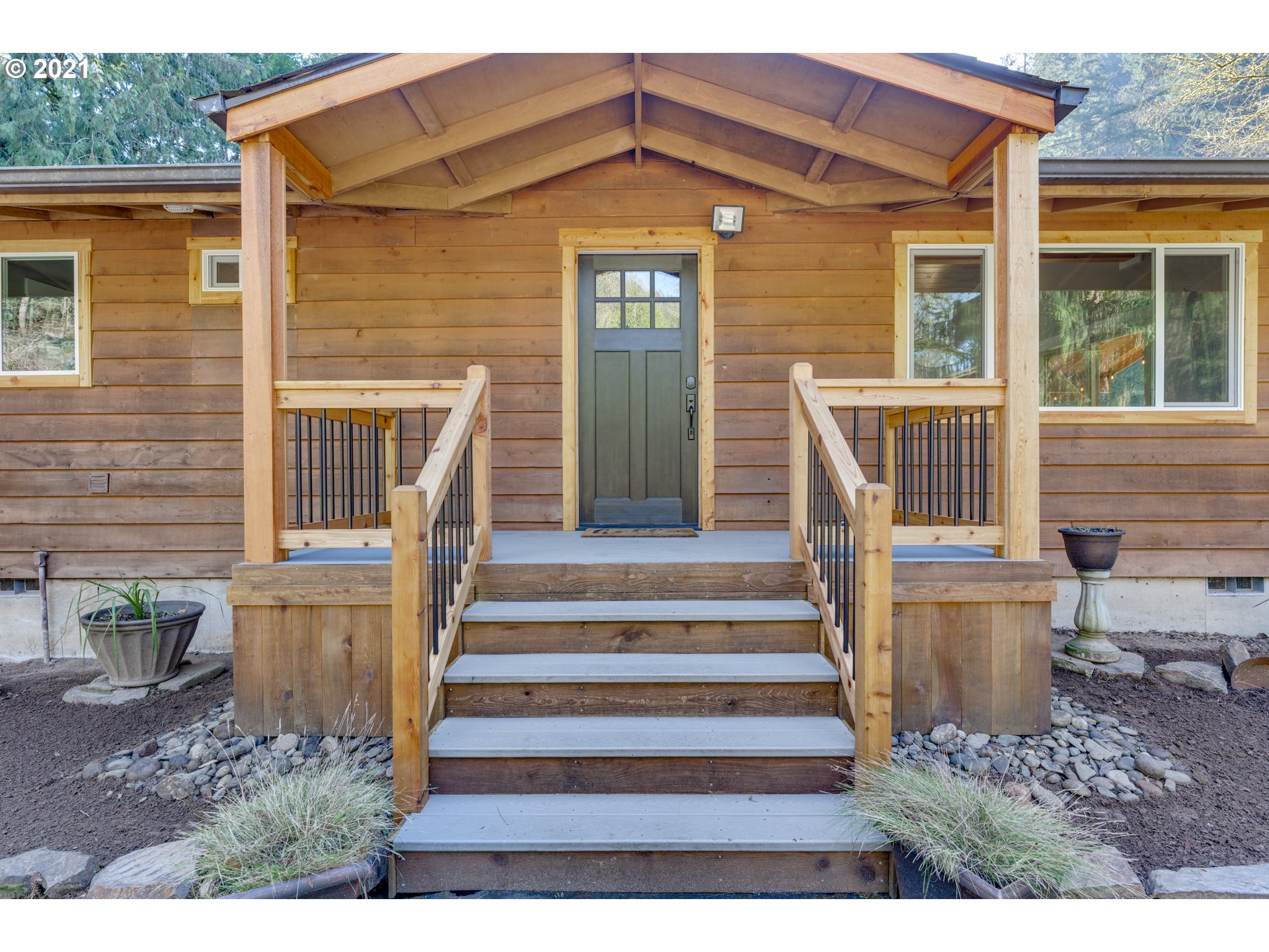 735 Kalama River Road Kalama, WA 98625 - Photo 5 of 32 Gallery Image 5