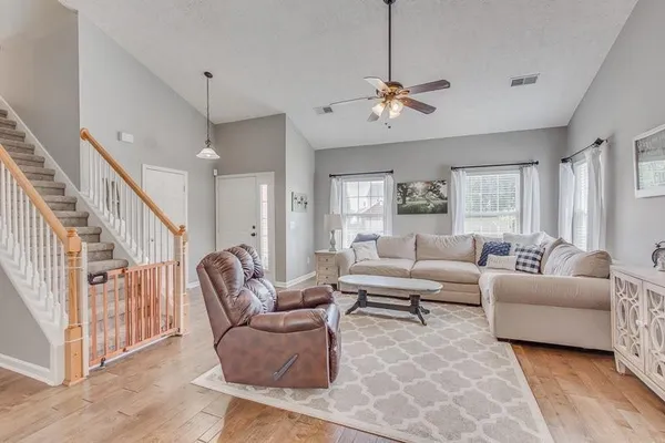 $2,650 | 1007 Kiser Avenue, Hendersonville, TN 37075