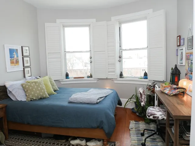 $2,890 | 14 Chestnut Hill Avenue, Unit 3, Boston, MA 02135