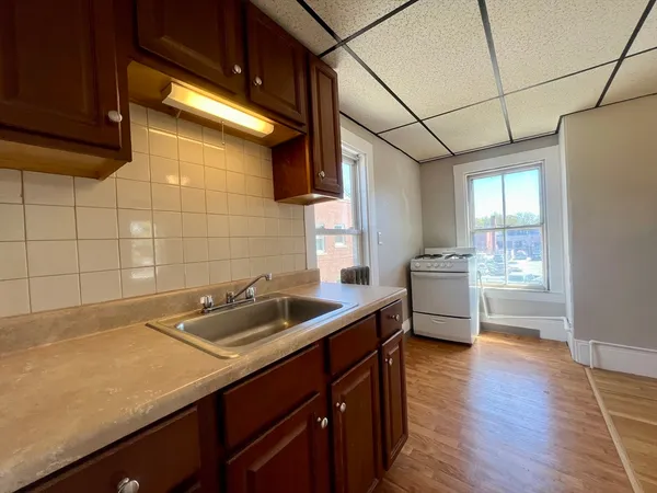 $1,850 | 17 Sanborn Street, Unit D, Reading, MA 01867