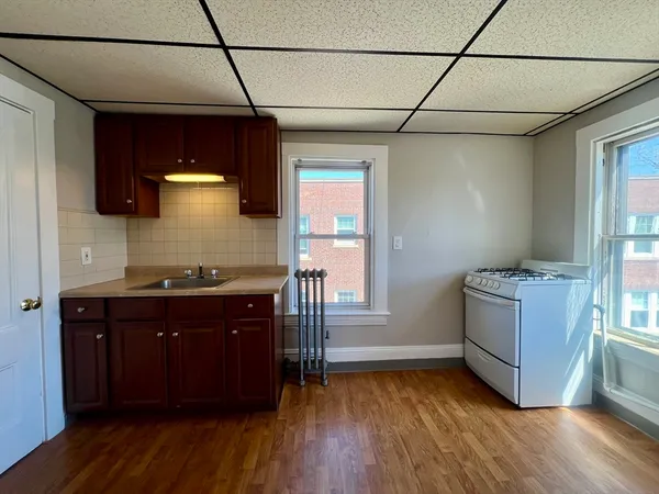 $1,850 | 17 Sanborn Street, Unit D, Reading, MA 01867