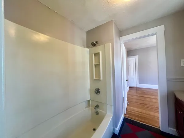 $1,850 | 17 Sanborn Street, Unit D, Reading, MA 01867