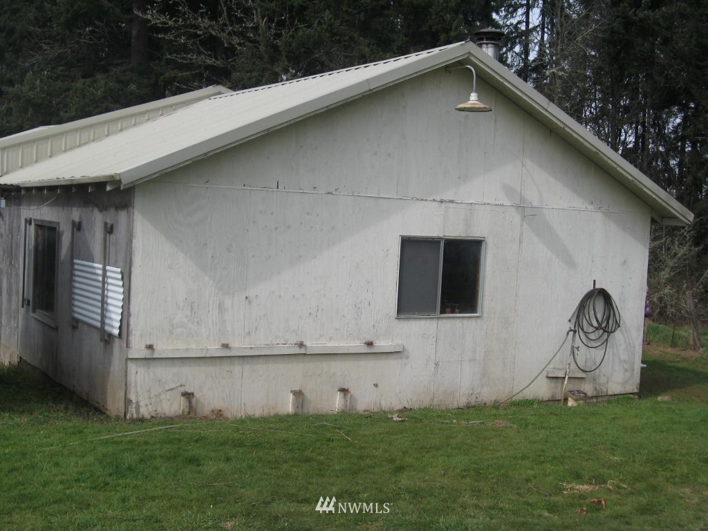 233 Southeast Cowlitz Street Winlock, WA 98596 - Photo 11 of 21 Gallery Image 11