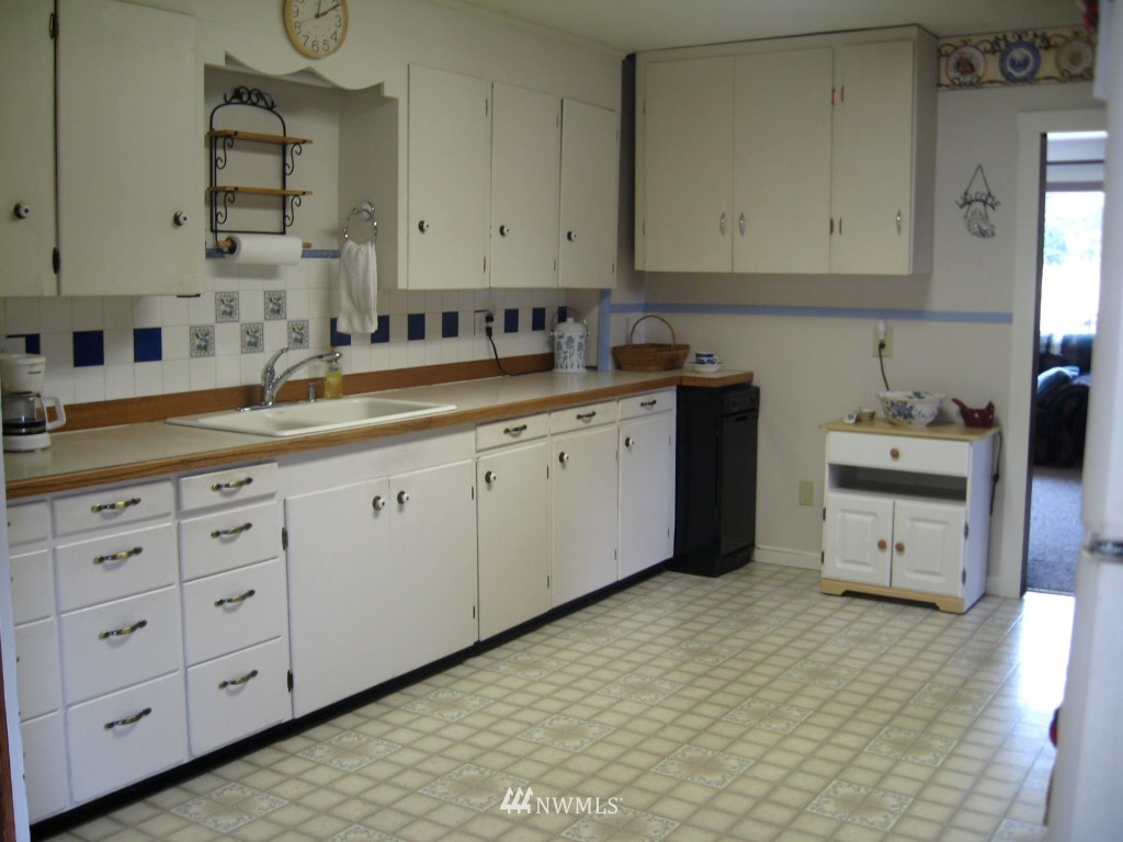 233 Southeast Cowlitz Street Winlock, WA 98596 - Photo 3 of 21 Gallery Image 3