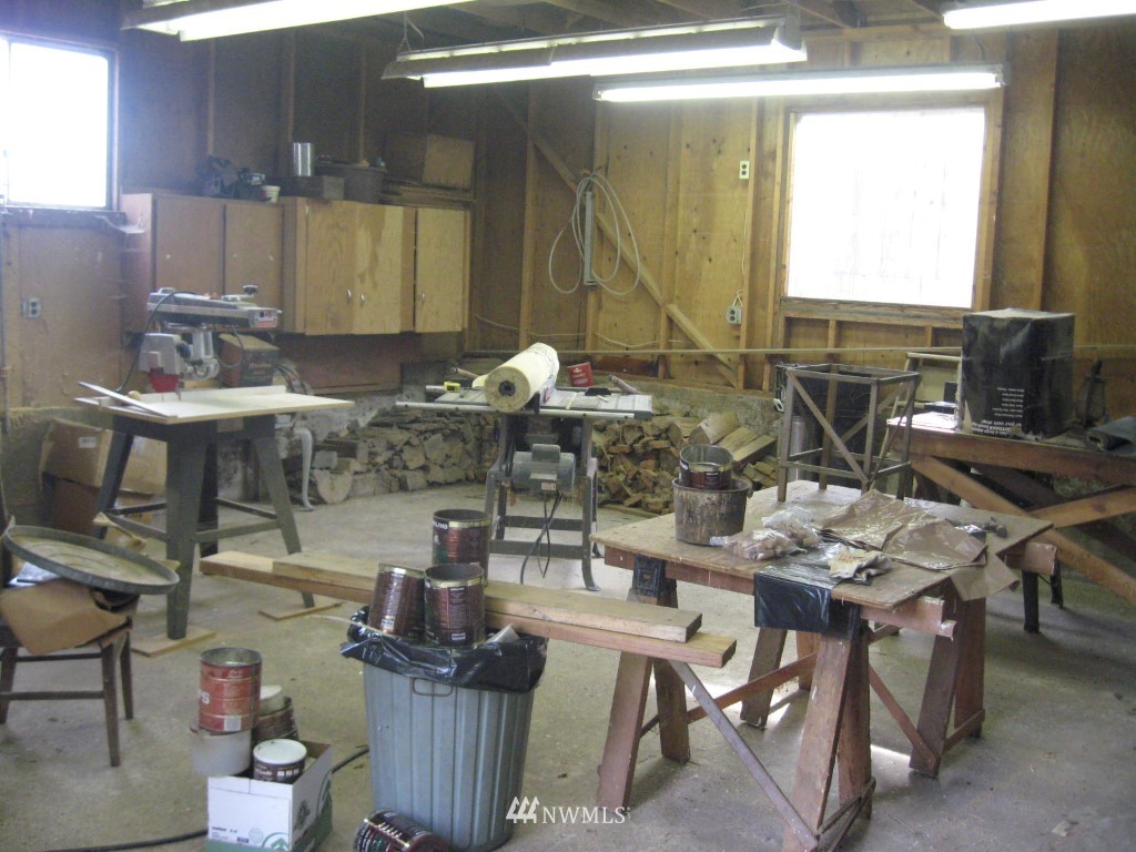 233 Southeast Cowlitz Street Winlock, WA 98596 - Photo 10 of 21 Gallery Image 10