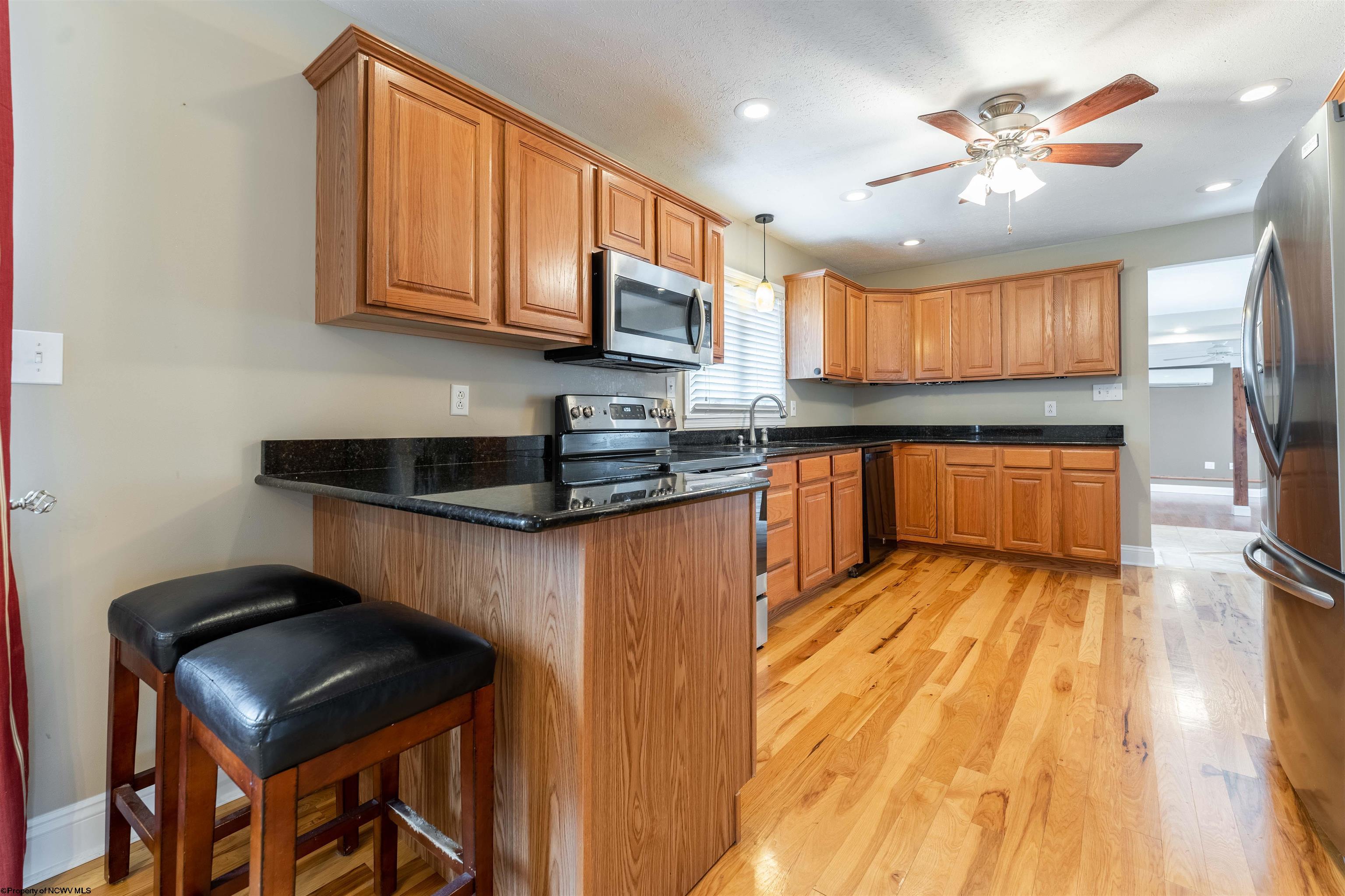 466 Sunset Beach Road Morgantown, WV 26508 - Photo 5 of 24 Gallery Image 5