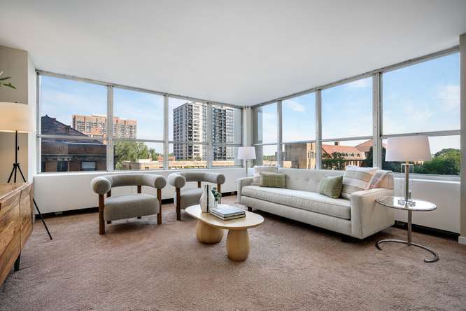 655 West Irving Park Road, Unit 410 Chicago, IL 60613 - Photo 2 of 25 Gallery Image 2