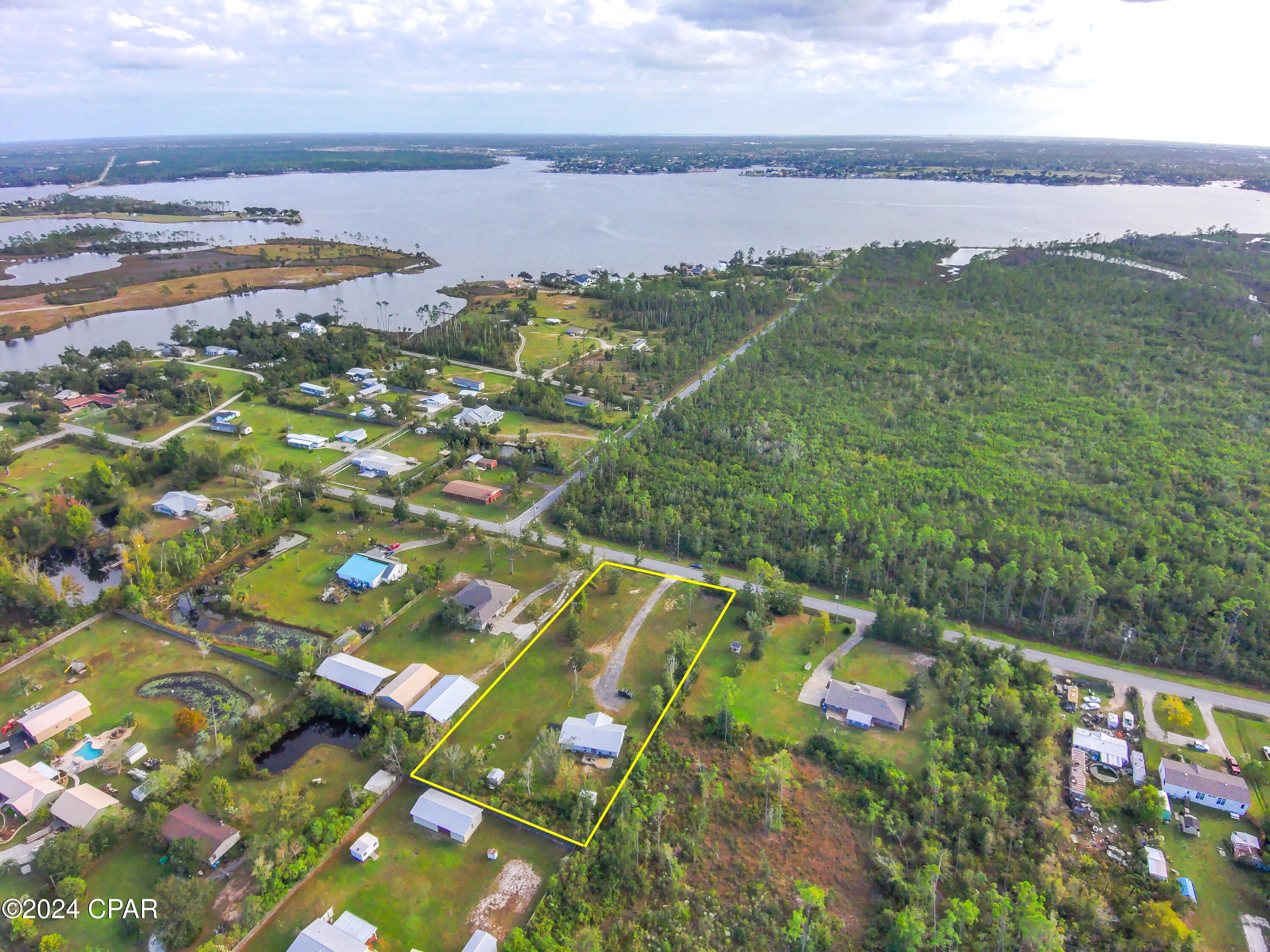 2423 McCormick Road Southport, FL 32409 - Photo 4 of 47