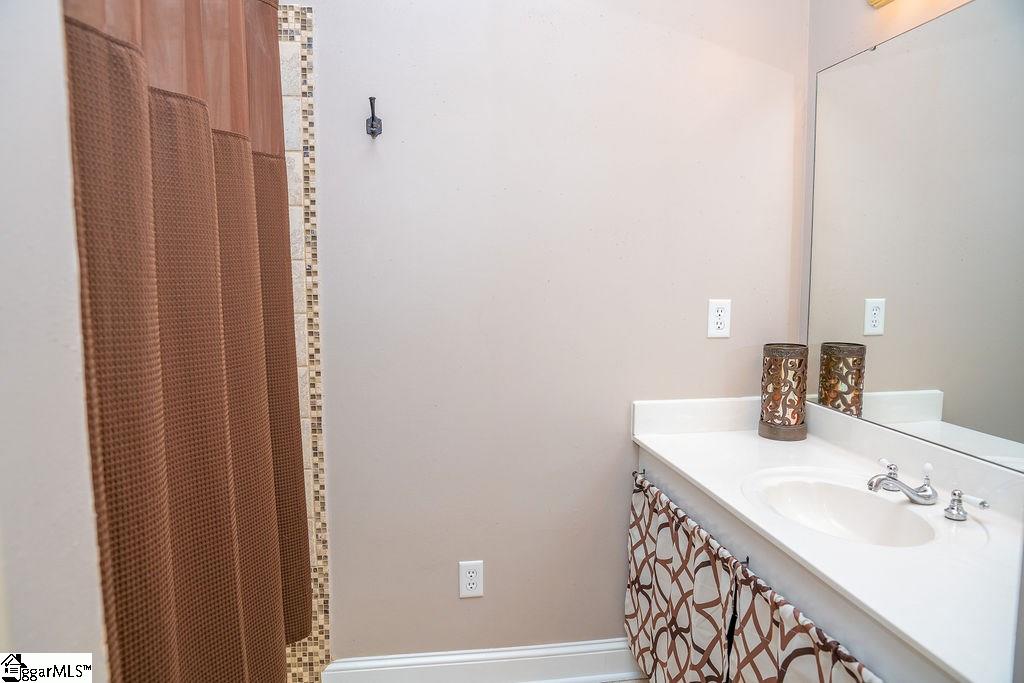 197 Deer Creek Road Easley, SC 29640 - Photo 15 of 35