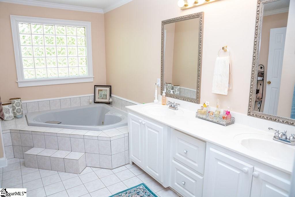 197 Deer Creek Road Easley, SC 29640 - Photo 22 of 35