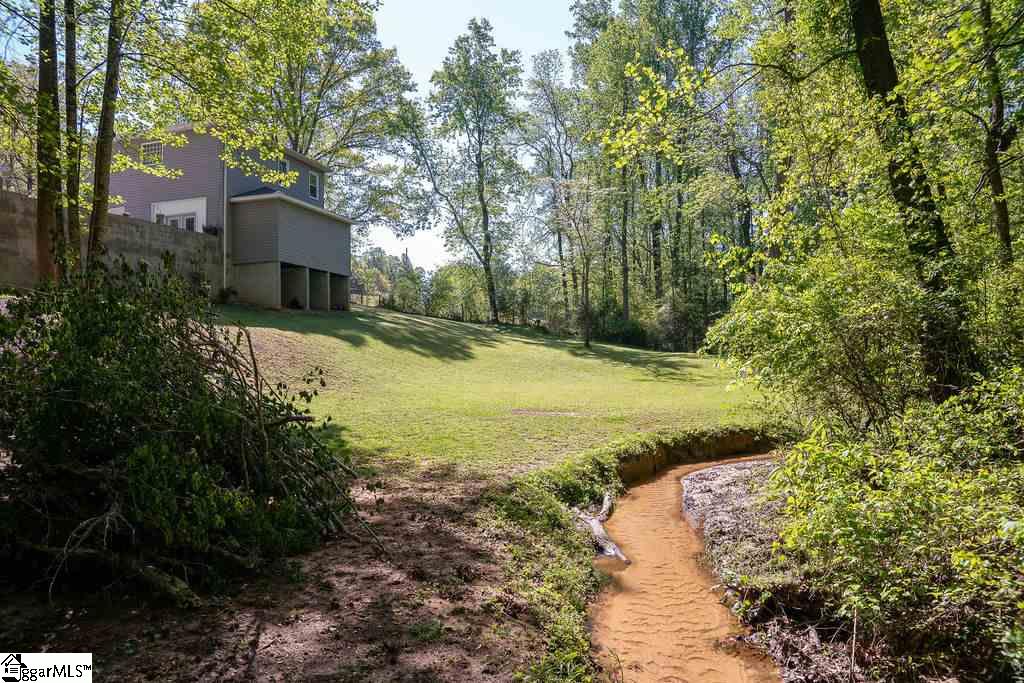 197 Deer Creek Road Easley, SC 29640 - Photo 4 of 35