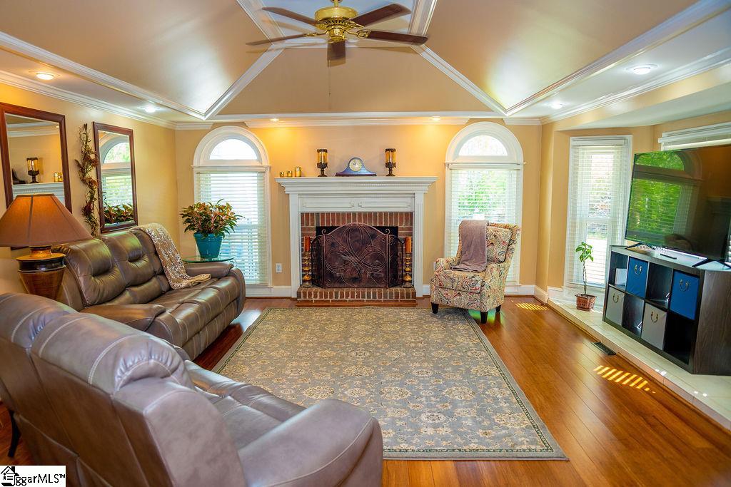 197 Deer Creek Road Easley, SC 29640 - Photo 5 of 35