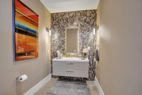 $7,999,000 | 2816 Northeast 38th Street, Fort Lauderdale, FL 33308